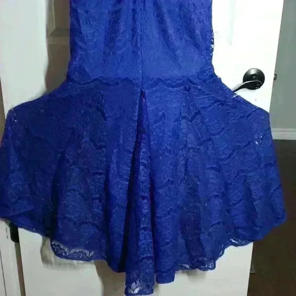 Royal Blue Lace Gown - Picture 13 of 15